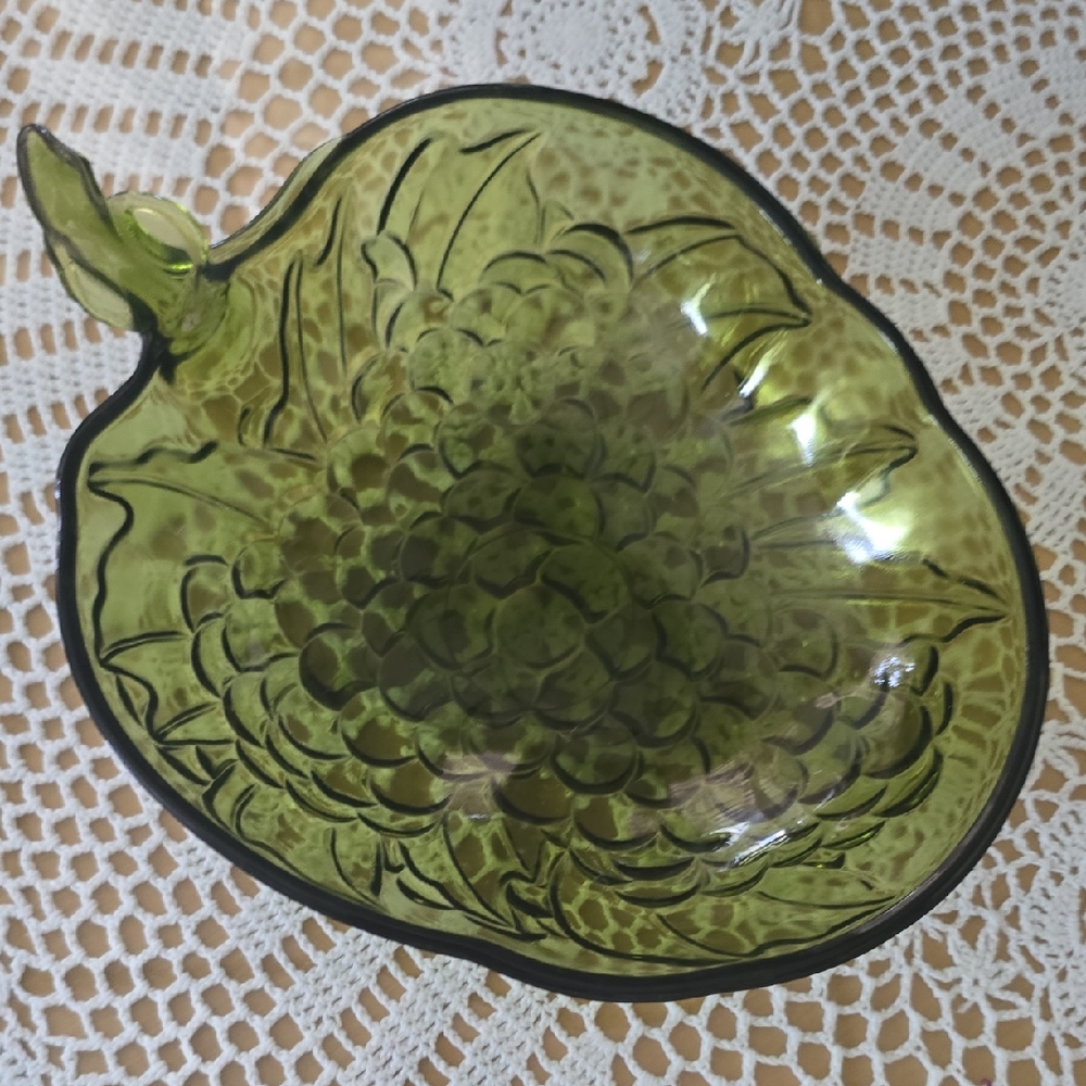 Vintage Green Glass Art Plate